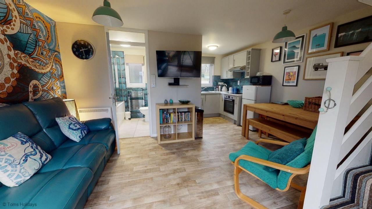 45 Strawberry Hill, Tolroy Manor Ferienhaus *